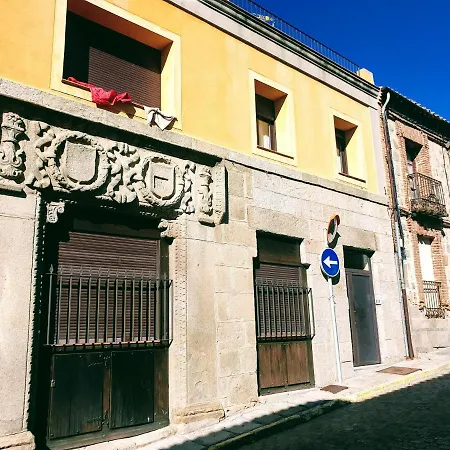 La Marquesa De Vallespin .Patio.Centro Ciudad. Avila Exterior photo
